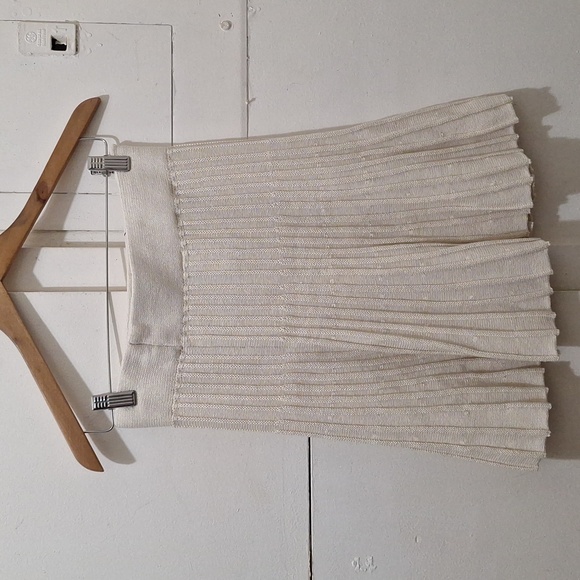 NWT ECRU BEIGE PLEATED RUSTIC KNIT SKIRT - Picture 7 of 9